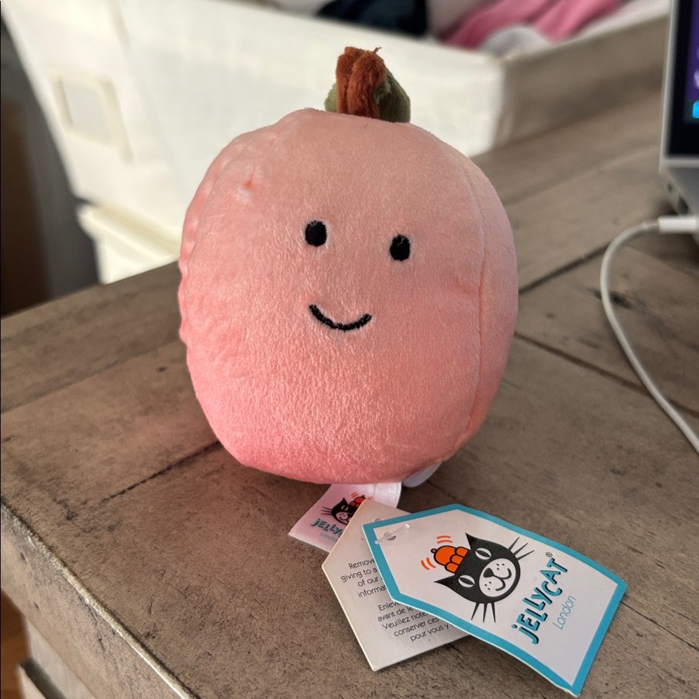 Jellycat I Am Fabulous Peach Stuffed Fruit